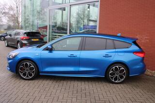 ford-focus-wagon-1.0-ecoboost-hybri