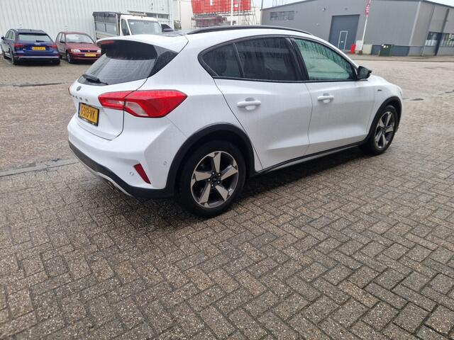 Ford FOCUS 1.5 EcoB. Active Bns