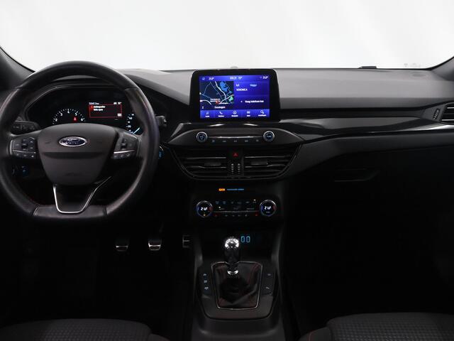 Ford FOCUS Wagon 1.0 EcoBoost Hybrid ST Line X Business | Winterpakket | Full Led Koplampen | Head-Up | Parkeercamera | Navigatie | Climate Control |