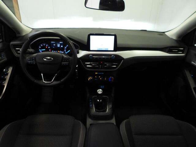 Ford FOCUS Wagon 1.0 EcoBoost Trend Business NAVI/CAMERA/TREKH./PDC/16"LMV!