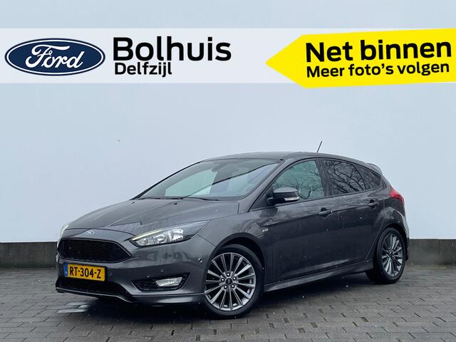 Ford FOCUS ST-Line | Trekhaak | Verwarmde Voorruit | Cruise | Apple Carplay/Android auto | 100% dealeronderhouden |