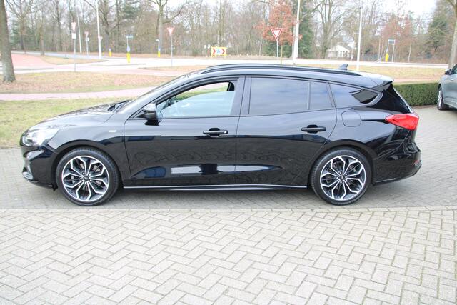 Ford FOCUS 1.5 EcoBoost 150 PK ST-Line WAGON TREKHAAK | 18-INCH | XENON | WINTER PACK