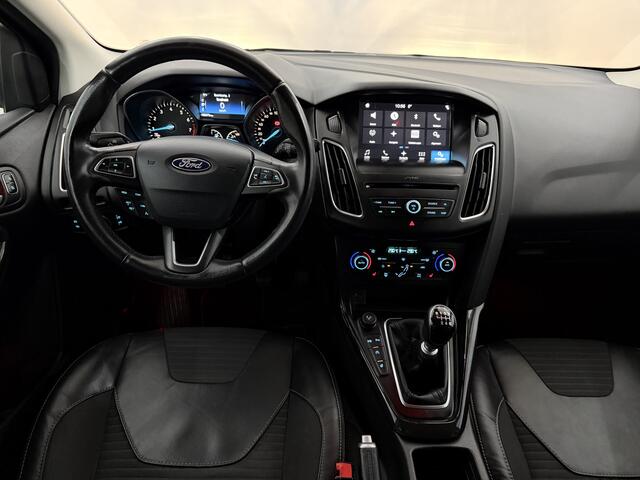Ford FOCUS Wagon 1.0 Titanium Camera, Half leder, Navi, Keyless start, Stoelverwarming, Cruise control, A start stop, Lichtmetalen velgen