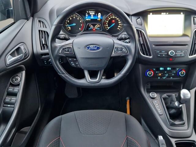 Ford FOCUS ST-Line NL-Auto - Carplay / Android Auto - Top Onderhouden