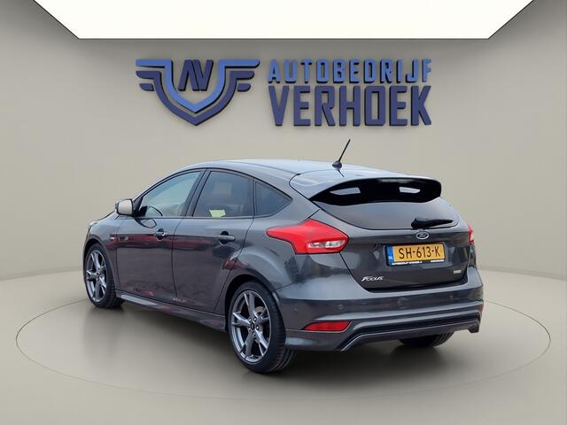 Ford FOCUS ST-Line NL-Auto - Carplay / Android Auto - Top Onderhouden