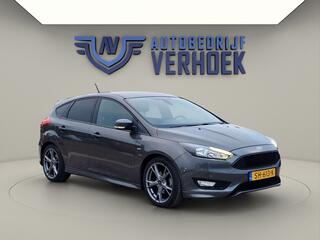 ford-focus-st-line-nl-auto---carpla