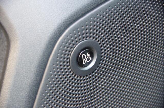 Ford FOCUS 1.0 EcoBoost Titanium AUT. LED, B&O, STOELVERWARMING, STUURVERWARMING, CLIMA, CAMERA, NAVI, CRUISE, PARKEERSENSOREN,