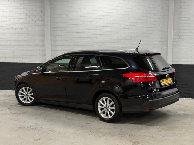 Ford FOCUS Wagon 1.0 Titanium/Apple Carplay/Camera/Keyless/Stoel,Stuur EN Voorrui