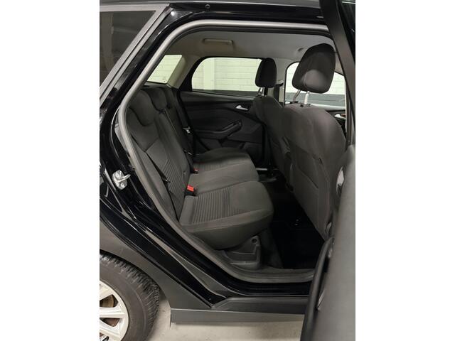 Ford FOCUS Wagon 1.0 Titanium/Apple Carplay/Camera/Keyless/Stoel,Stuur EN Voorrui
