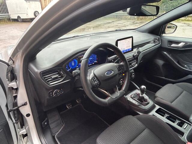 Ford FOCUS 1.0 ECOBOOST HYBRIDE 155 PK ST-LINE SUPERRR DIKKK