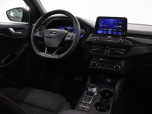 Ford FOCUS 1.5 EcoBoost ST Line X Business | Winterpakket | Climate Control | Cruise Control | Parkeercamera | Navigatie |