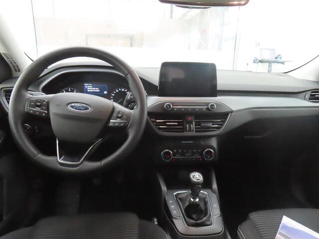 Ford FOCUS 125pk Titanium Navi Camera Winter & Parking pack Keyless Privacy Glass 5drs Dealeronderhouden