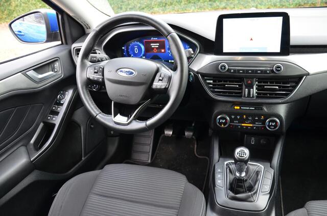 Ford FOCUS Wagon 1.0 EcoBoost Hybrid Titanium X Business Navi/Pdc/Ecc/Achteruitrijcamera/Stuur Ruit&Stoelverwarming/Led/Rijstrooksensor met correctie/Elektrisch bedienbare achterklep met sensorsturing