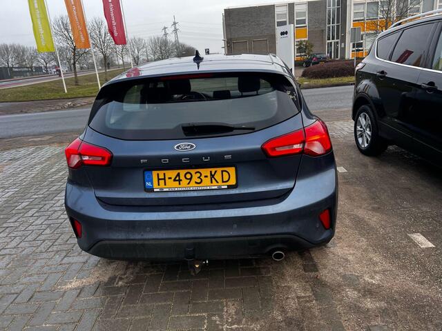 Ford FOCUS 1.5 EcoBoost Titanium Business | 150pk | Winterpack | Adaptieve cruise | Trekhaak |