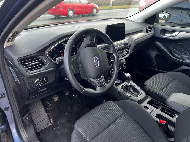 Ford FOCUS 1.5 EcoBoost Titanium Business | 150pk | Winterpack | Adaptieve cruise | Trekhaak |