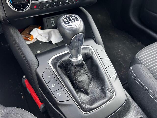 Ford FOCUS 1.5 EcoBoost Titanium Business | 150pk | Winterpack | Adaptieve cruise | Trekhaak |