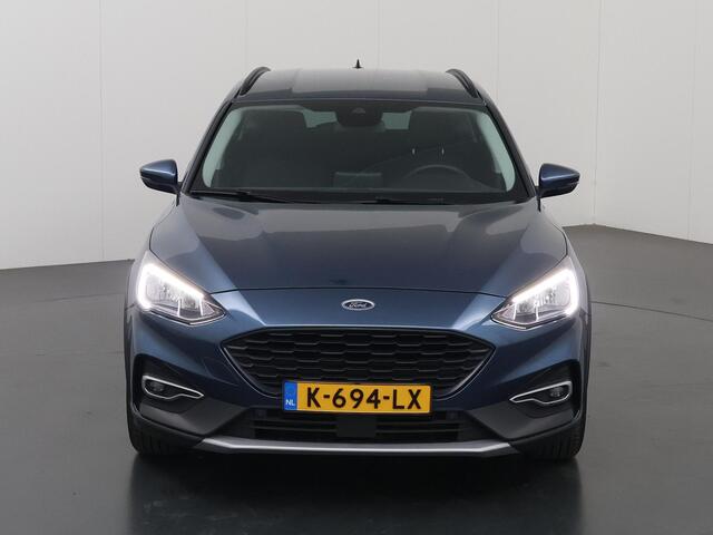 Ford FOCUS 1.0 EcoBoost Active Business | Navigatie | Stoelverwarming | Cruise Control | Parkeersensoren |