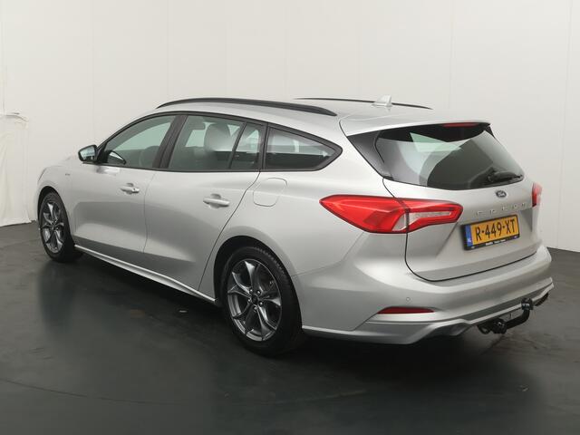 Ford FOCUS Wagon 125PK EcoBoost ST Line Business | Trekhaak | All seasonbanden | Winter Pack | ISOFIX |
