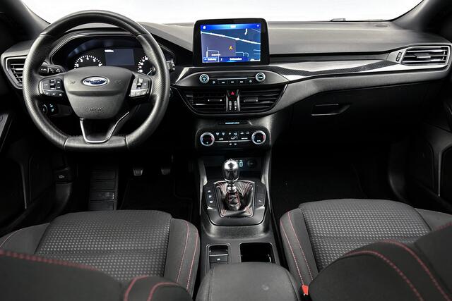 Ford FOCUS Wagon 1.0 EcoBoost ST Line Business | Trekhaak | LED | Navigatie | Parkeersensoren