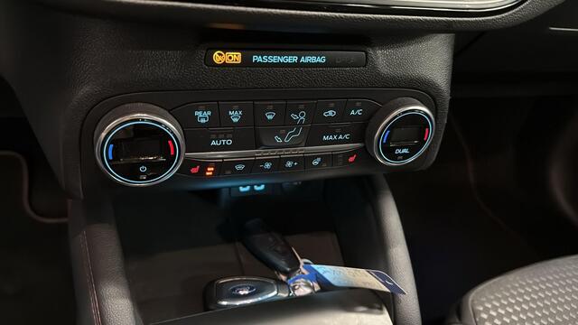 Ford FOCUS 1.0 EcoBoost Hybrid ST Line X Business Full options | Winter Pack