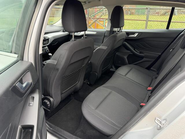 Ford FOCUS Wagon 1.0 EcoBoost Hybrid Trend Edition Business NAVI/CAMERA/LED/AIRCO