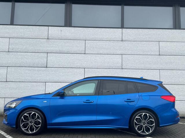 Ford FOCUS Wagon 1.5 EcoBoost ST Line Automaat/Camera/NAVI/18"