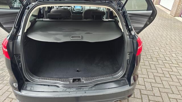 Ford FOCUS 1.5 Titanium - Stoel/stuur verwarming - Carplay - Prijs is all in
