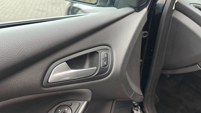 Ford FOCUS 1.5 Titanium - Stoel/stuur verwarming - Carplay - Prijs is all in