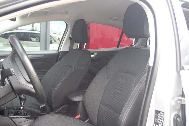 Ford FOCUS 1.0 EcoBoost Active Business | Trekhaak | Winterpack!