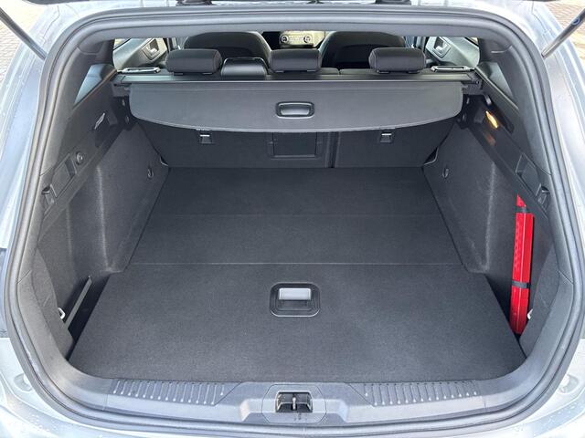 Ford FOCUS Wagon 1.0 EcoBoost St-line Business | Automaat | Trekhaak |