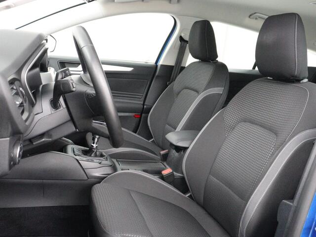 Ford FOCUS 1.0 EcoBoost Hybrid Trend Edition | 60.600km NAP | Trekhaak | Camera | Carplay | Navigatie | Full LED | Parkeerhulp | Airco | Cruise control | Bluetooth