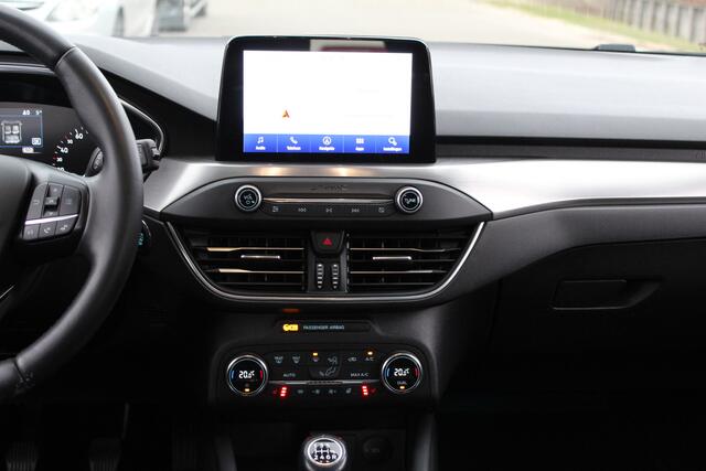 Ford FOCUS Wagon 1.0 126Pk EcoBoost Titanium Business | Stoel + stuurverwarming