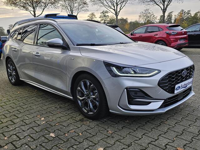 Ford FOCUS Wagon 1.0 EcoBoost Hybrid ST Line X 155pk | Trekhaak afneembaar | Panoramadak | Bang&Olufsen | Adaptive cruise control | Winter Pack | All season banden | Camera
