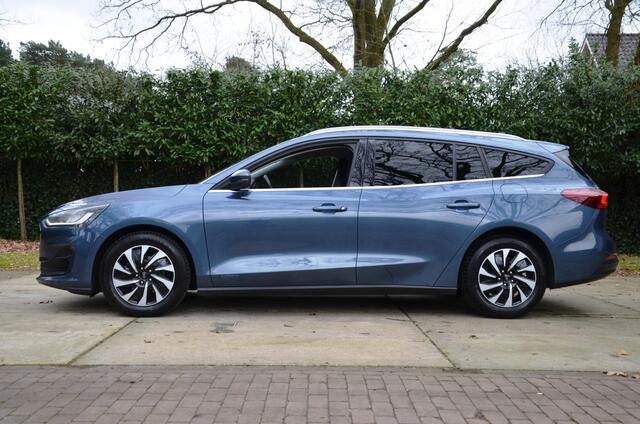 Ford FOCUS Wagon 1.0 EcoBoost Hybrid Titanium Style Navi/Pdc/Ecc/Led/Stoel Stuur & ruitverwarming/Cr-Controle/Privacy-Glass/Lmv/Led