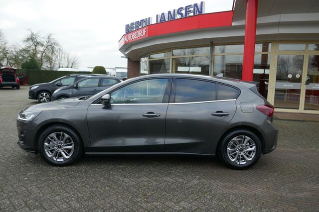 Ford FOCUS 1.0 EBH TITANIUM 125 PK MILDHYBRID / GROOTSCHERM/ APPLE