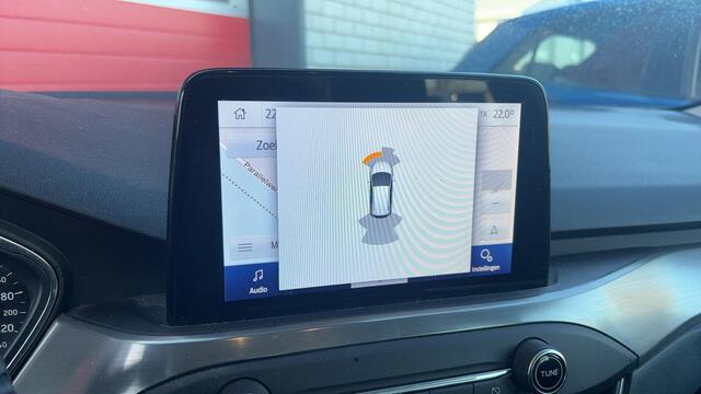 Ford FOCUS Wagon 1.0 EcoBoost Titanium Business AUTOMAAT / FULL LED / KEYLESS / CARPLAY / NAVI / CLIMA / PDC / BLUETOOTH / CRUISE / NL-AUTO