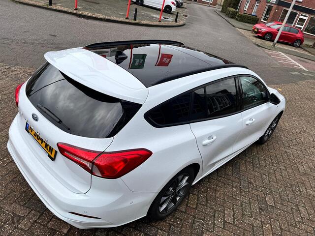 Ford FOCUS Wagon 1.5 EcoBoost 182 PK ST Line Business Wagon l Panoramadak l Adaptive Cruisecontol l Winterpack l