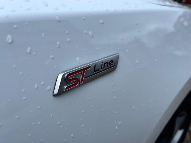 Ford FOCUS Wagon 1.5 EcoBoost 182 PK ST Line Business Wagon l Panoramadak l Adaptive Cruisecontol l Winterpack l