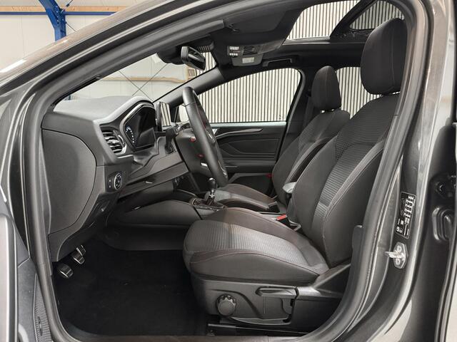 Ford FOCUS Wagon 1.0 EcoBoost ST Line Business - NL AUTO - PANORAMADAK - BANG & OLUFSEN - ADAPTIEVE CRUISE CONTROL - STUUR + STOEL VERWARMING - LED - DODEHOEK
