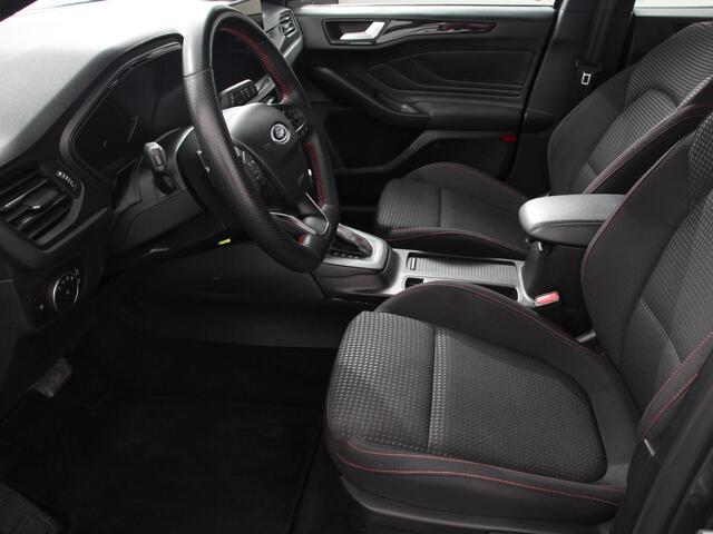 Ford FOCUS 1.0 Focus 125 PK HB ST-Line Automaat | Navigatie | Climate control | Cruise control | Carplay/Android Auto | LM velgen | Parkeersensoren | Led Matrix koplampen