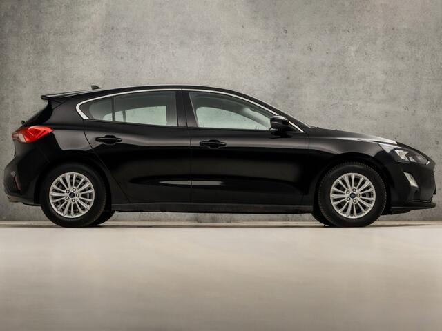 Ford FOCUS 1.0 EcoBoost Titanium Sport Automaat (APPLE CARPLAY, GROOT NAVI, CLIMATE, CAMERA, KEYLESS, SPORTSTOELEN, CRUISE, LM VELGEN, PARKEERSENSOREN, NIEUWSTAAT)