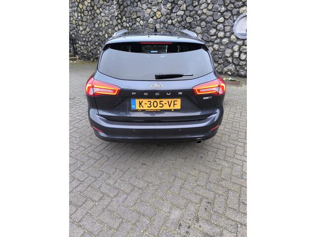 Ford FOCUS Wagon 1.0 EcoBoost Hybrid Titanium X Business Panodak, electr A klep, stoel en stuur verw, trekhaak, camera