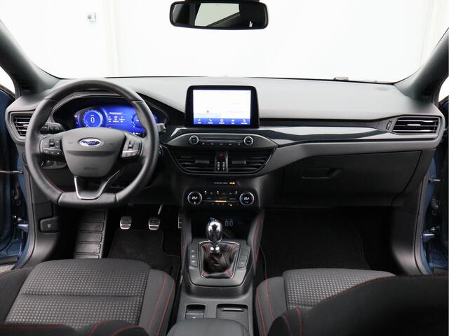 Ford FOCUS Wagon 1.0 EcoBoost Hybrid ST Line X Business/ trekhaak!