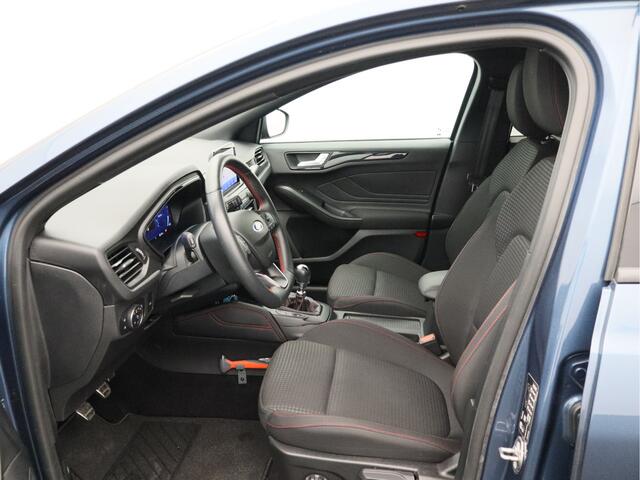 Ford FOCUS Wagon 1.0 EcoBoost Hybrid ST Line X Business/ trekhaak!