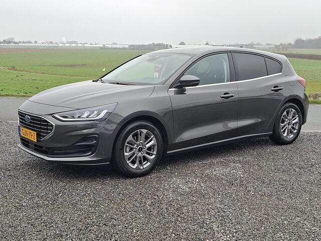 Ford FOCUS 1.0 EcoBoost Hybrid Titanium NAVI | PDC V+A | NL-auto | rijklaarprijs !!