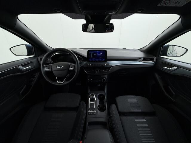 Ford FOCUS Wagon 1.5T AUT-8 150PK Active X Navi Head-Up Adaptive Cruise Camera Apple Carplay Android Virtual-Cockpit Pdc Ecc Sport Stoelen Business Elek.Achterklep Privacy Glas Led Isofix Wifi DAB Park-Asist Dodehoek-Asist Lane Assist Virtual Cockpit Keyless 1e Eige