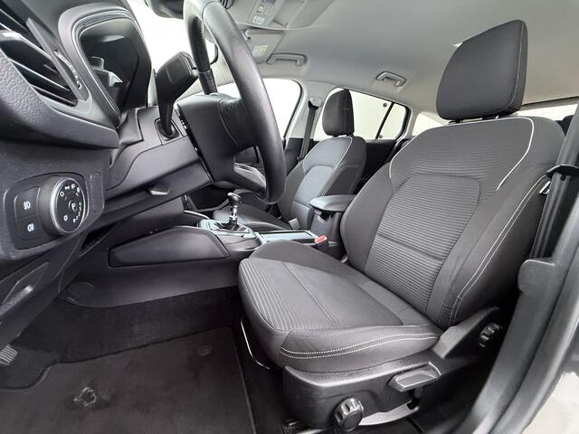 Ford FOCUS Wagon 1.0T 126PK Trekhaak Navi Dual-Ecc Apple Carplay Android Auto Stoel+Voorruitverwarming Cruise Control Pdc Titanium Business Lmv Led Privacy Glas Lane Assist TCS Keyless Licht-/Regensensor 1e Eigenaar Origineel Nederlandse Auto Dealeronderhouden