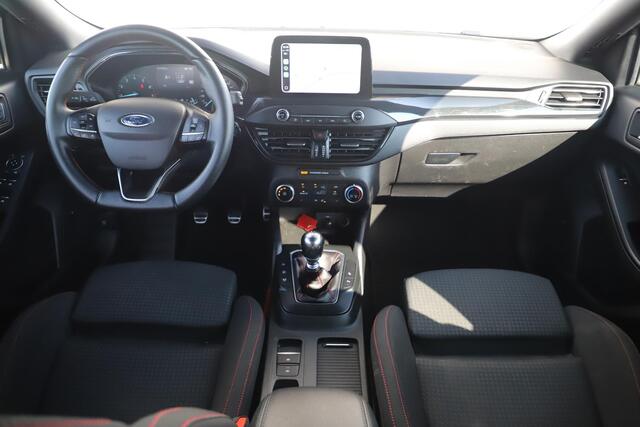 Ford FOCUS Wagon 1.0 EcoBoost ST Line Business Navigatie Achteruitrijcamera Winter Pakket Stuur & Stoelverwarming B&O Audio