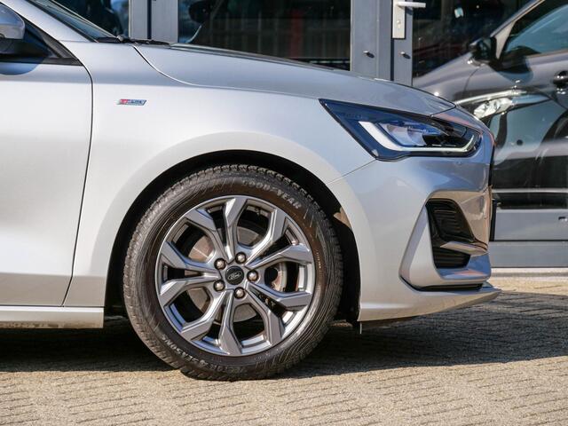 Ford FOCUS Wagon 1.0 EcoBoost Hybrid ST Line | WINTERPACK | NAVIGATIE | CARPLAY |