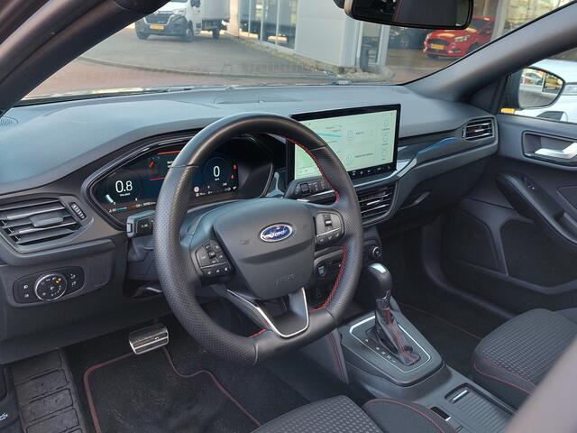Ford FOCUS 1.0 EcoBoost Hybrid 155pk Automaat ST Line X | Navi | Apple Carplay | B&O Sound | Led Koplampen | Keyless Entry | Panorama Schuifdak | Rijstrook+Licht+Regensensor | Privacy Glass | 18''lm